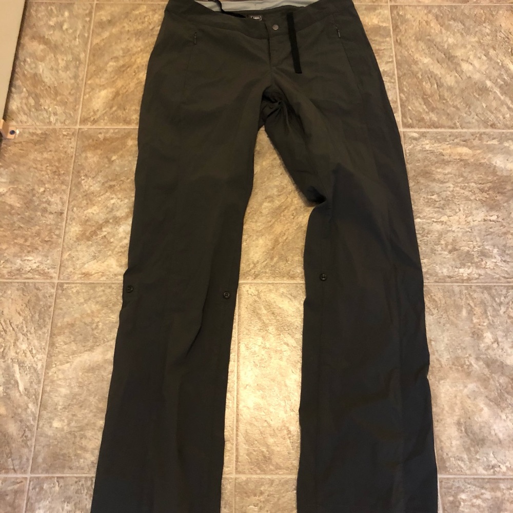 Rei women’s hiking pants size 2